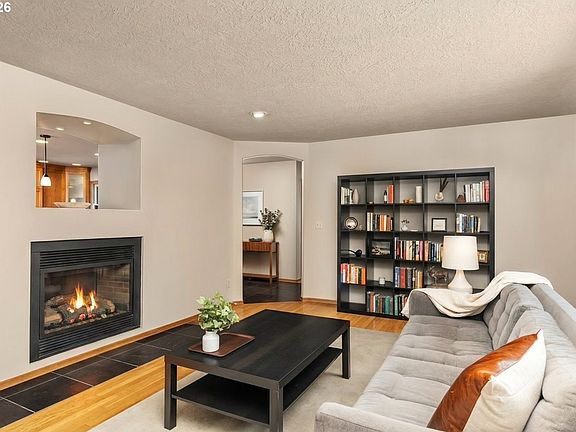 4th image of 3005 SW 113th Ave