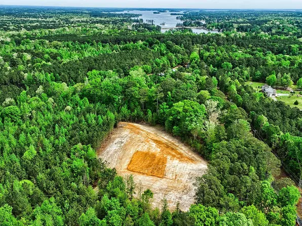 660 Ridge Rd, Leesville, SC 29070