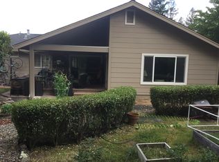 4 Oakcrest Pl, Santa Rosa, CA 95409