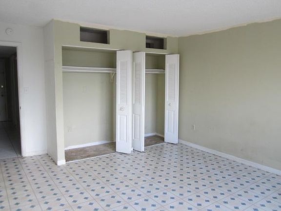 3rd image of 7000 Miami Gardens Dr APT 4-224A