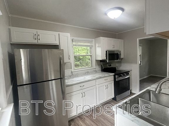 2nd image of 304 E Frances Ave