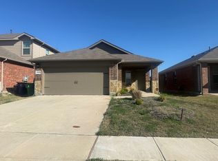 2568 Russell St, Crandall, TX