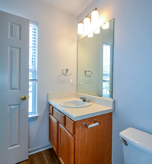 5460 Hampton Ct — Photo 43