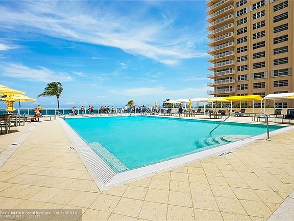 2nd image of 3900 Galt Ocean Dr APT 909