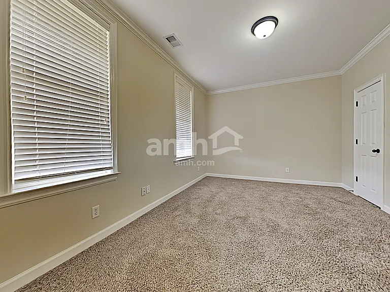 7720 Keri Cv — Photo 11