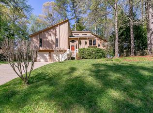 239 Rocky Top Ct NE, Kennesaw, GA 30144