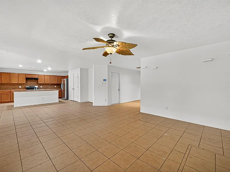 16547 Lanesborough Dr — Photo 10
