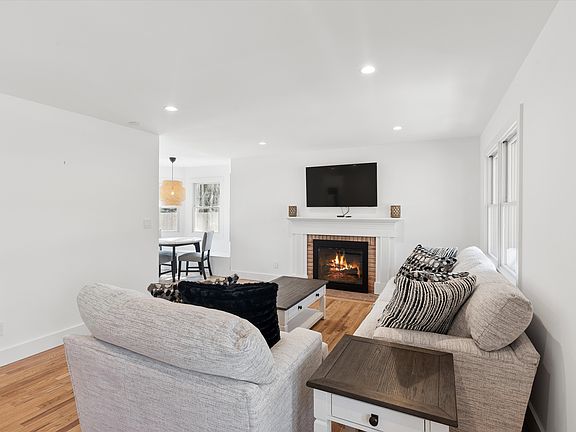 4th image of 502 Springs Fireplace Rd
