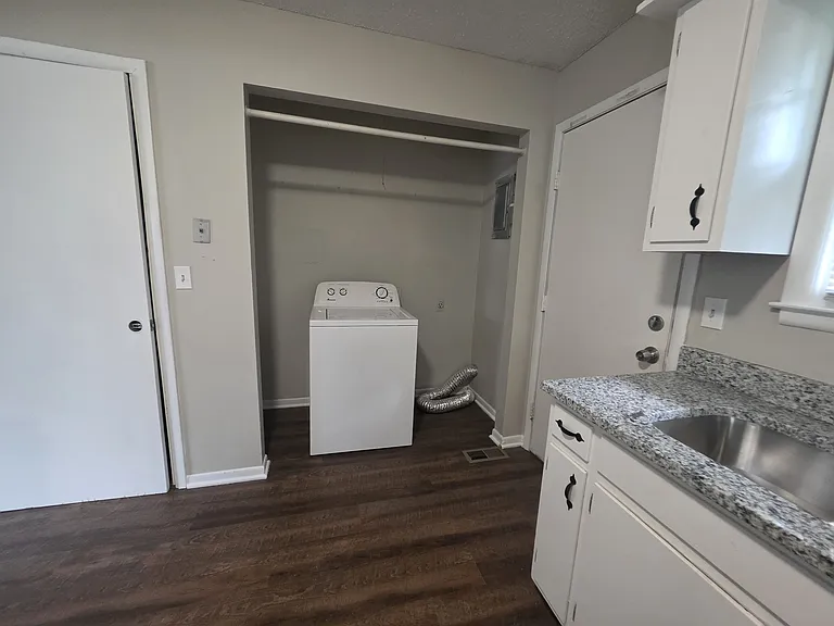 446 Grandview Ter #4 — Photo 7