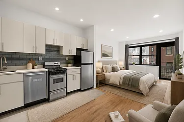 213 East 37th Street, #5E