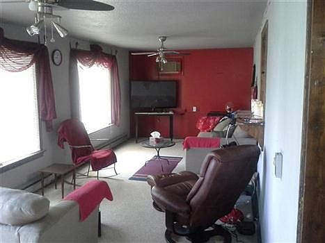 2nd image of 205 W South St