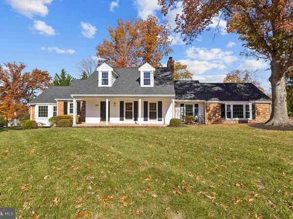 8794 Grant Ave, Manassas, VA 20110