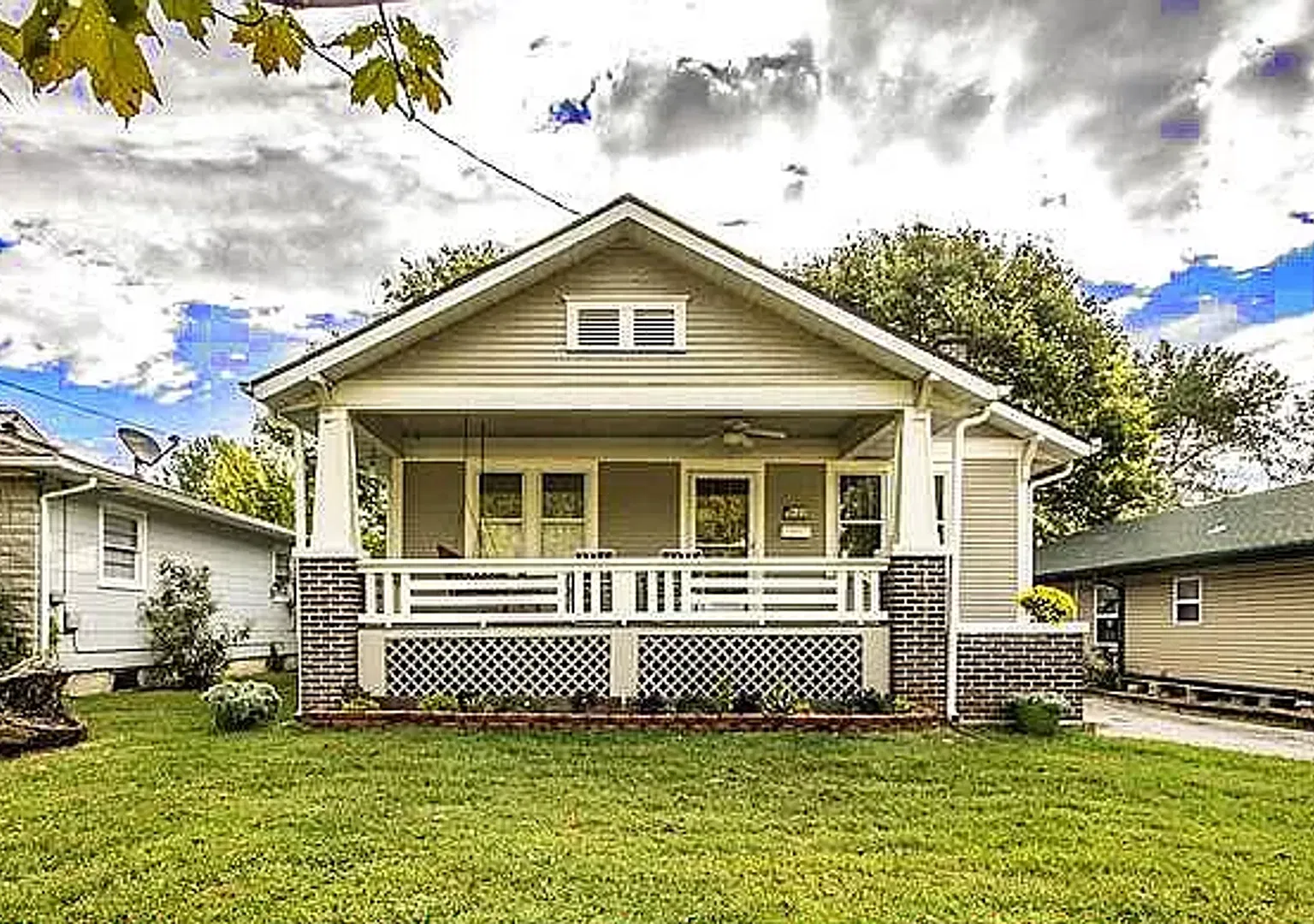 Stunning 3 bed house by MSU! — Photo 1