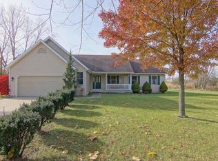 15210 Range Line Rd, Buchanan, MI 49107