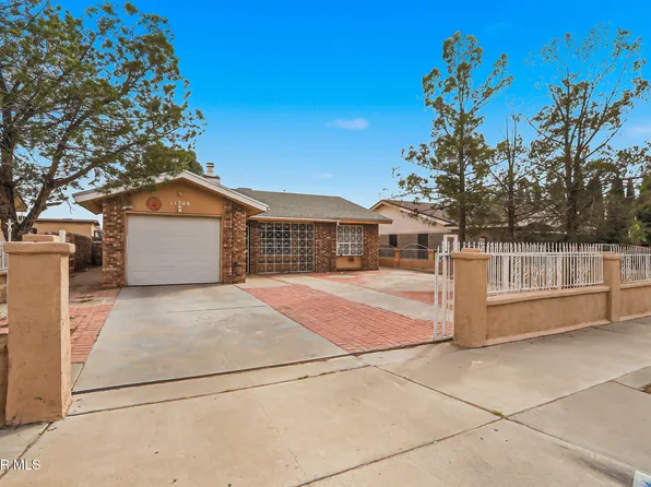11748 Henry Phipps Dr, El Paso, TX 79936