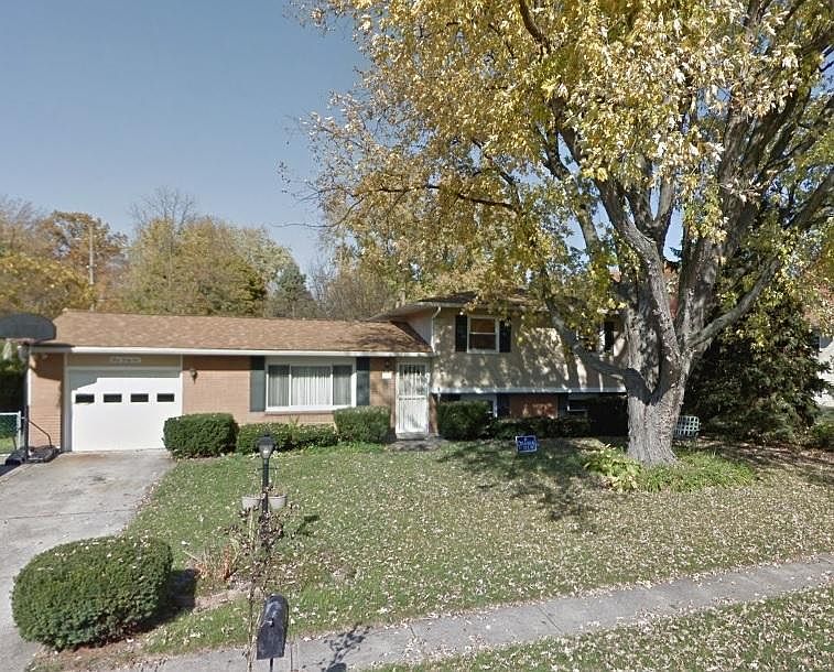 2nd image of 146 Oberlin Ct N