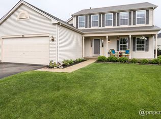 96 N Savannah Ct, Round Lake, IL 60073
