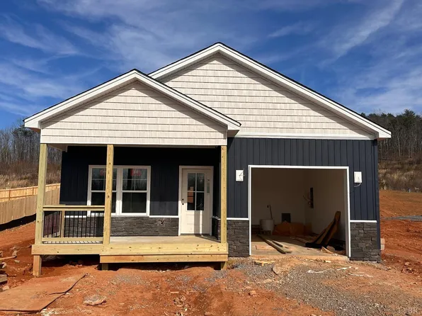 997 Dodson Dr, Rustburg, VA 24588