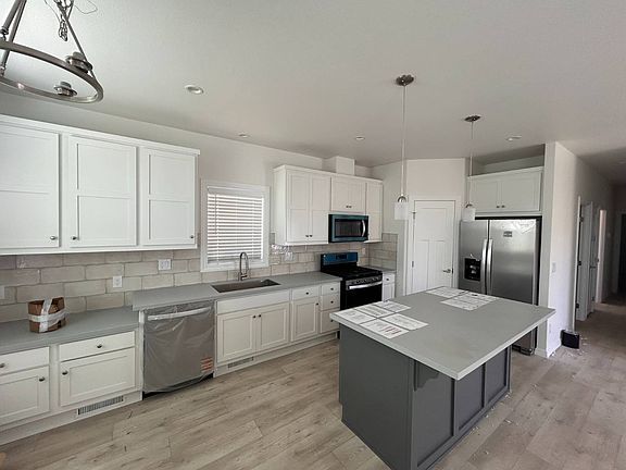 3rd image of 3444 W Center St #6