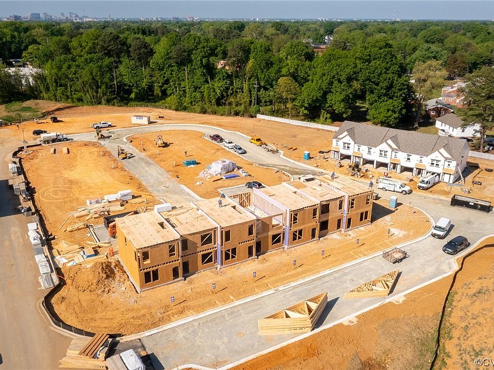 1st image of 4020 Grand Reserve E #1