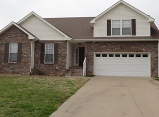 3875 Benjamin Dr, Clarksville, TN 37040