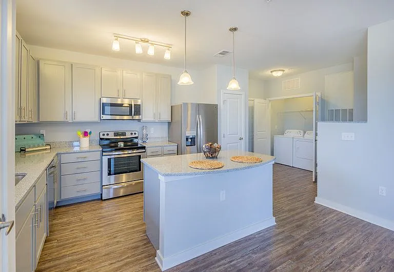 The Reserve at River Place — Photo 9