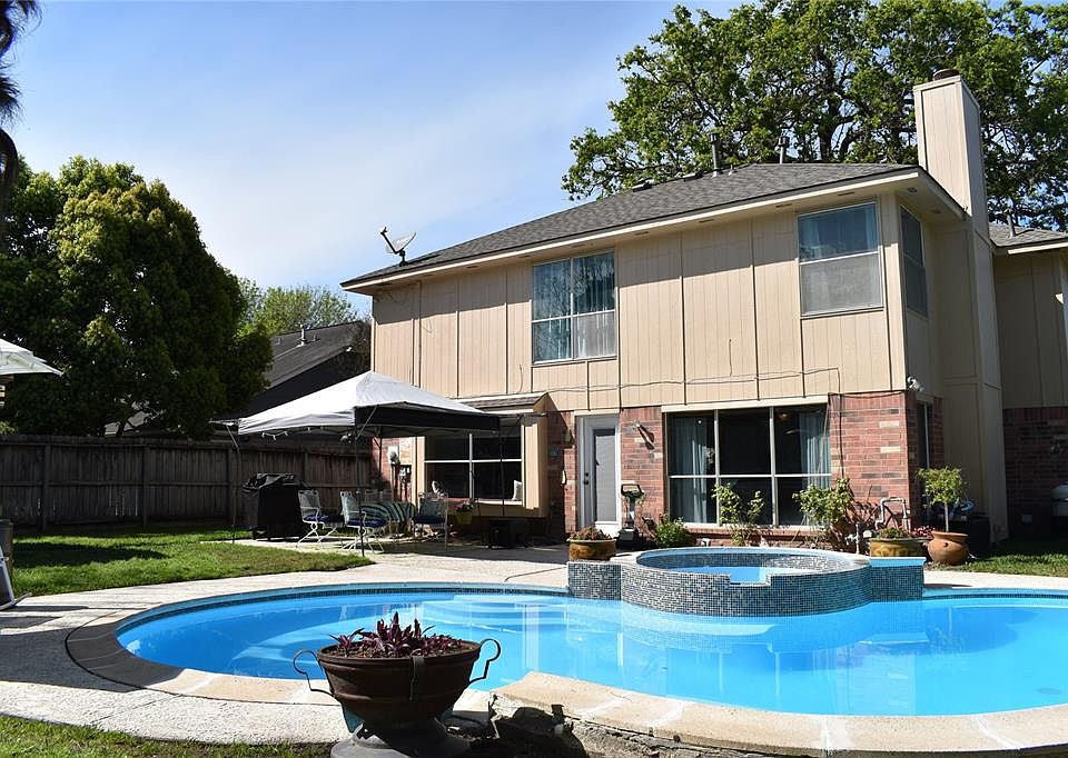 1st image of 13303 Blackbird Dr