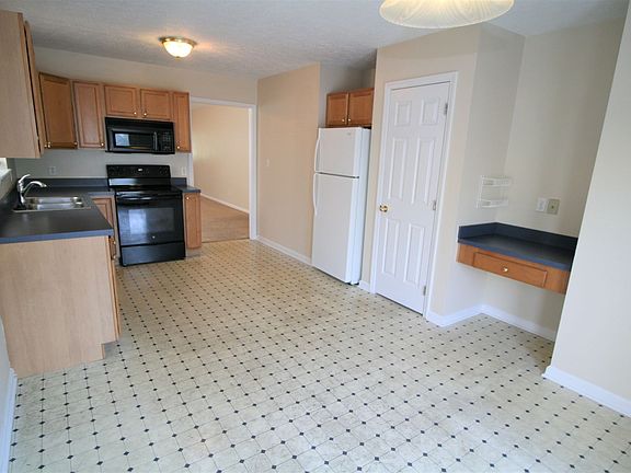 5th image of 2792 Trailwood Ln