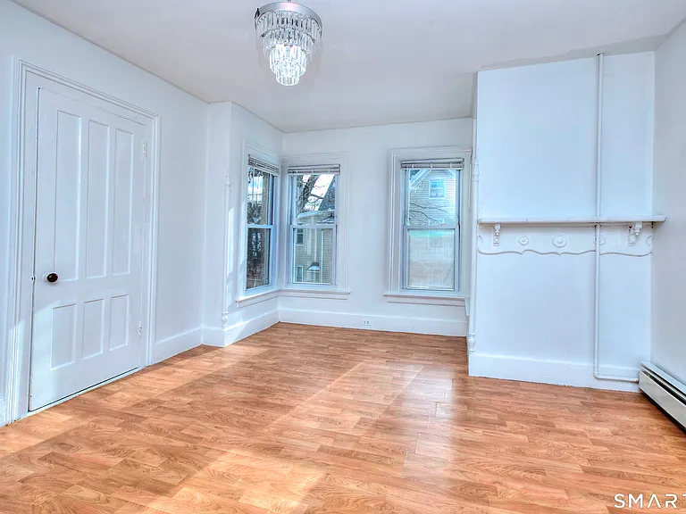 56 Franklin St — Photo 17