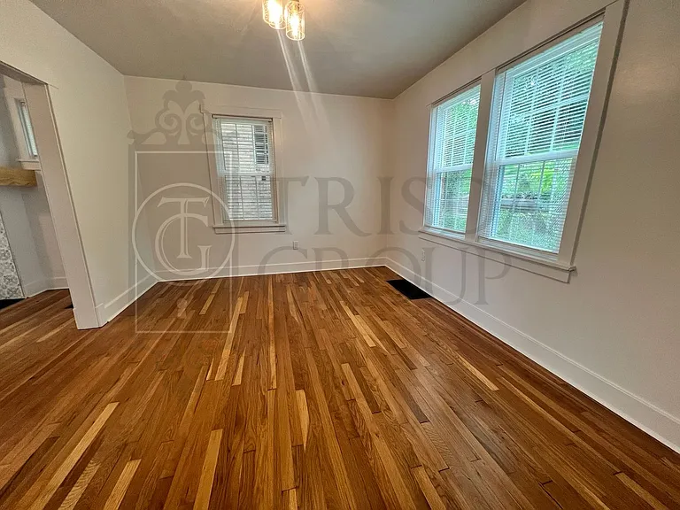 145 Catskill Ave — Photo 32