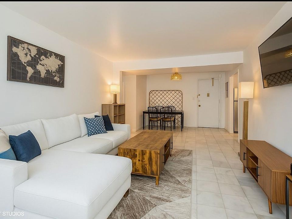 1st image of 2736 Independence Avenue #1G