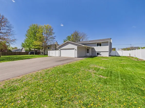 9380 Hale Ave S, Cottage Grove, MN 55016