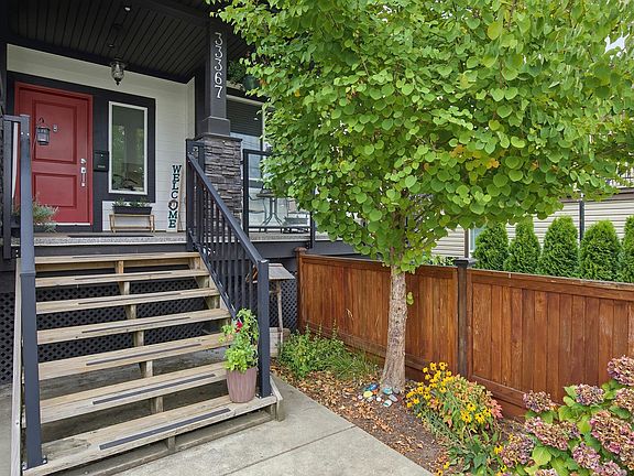 2nd image of 33367 5th Ave