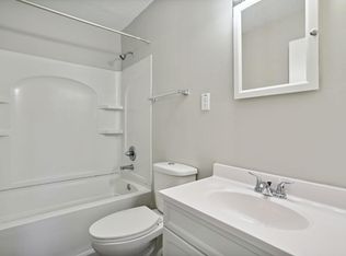 2206 Dale Dr #5, Champaign, IL 61821