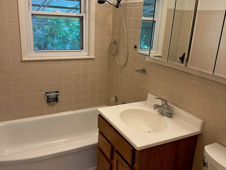 2302 Willow Creek Dr — Photo 9