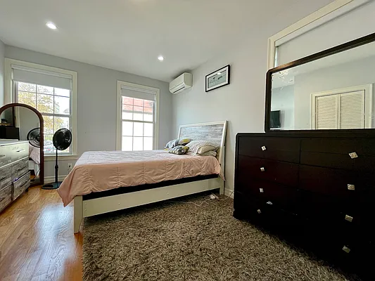 Rented by Corcoran | media 16