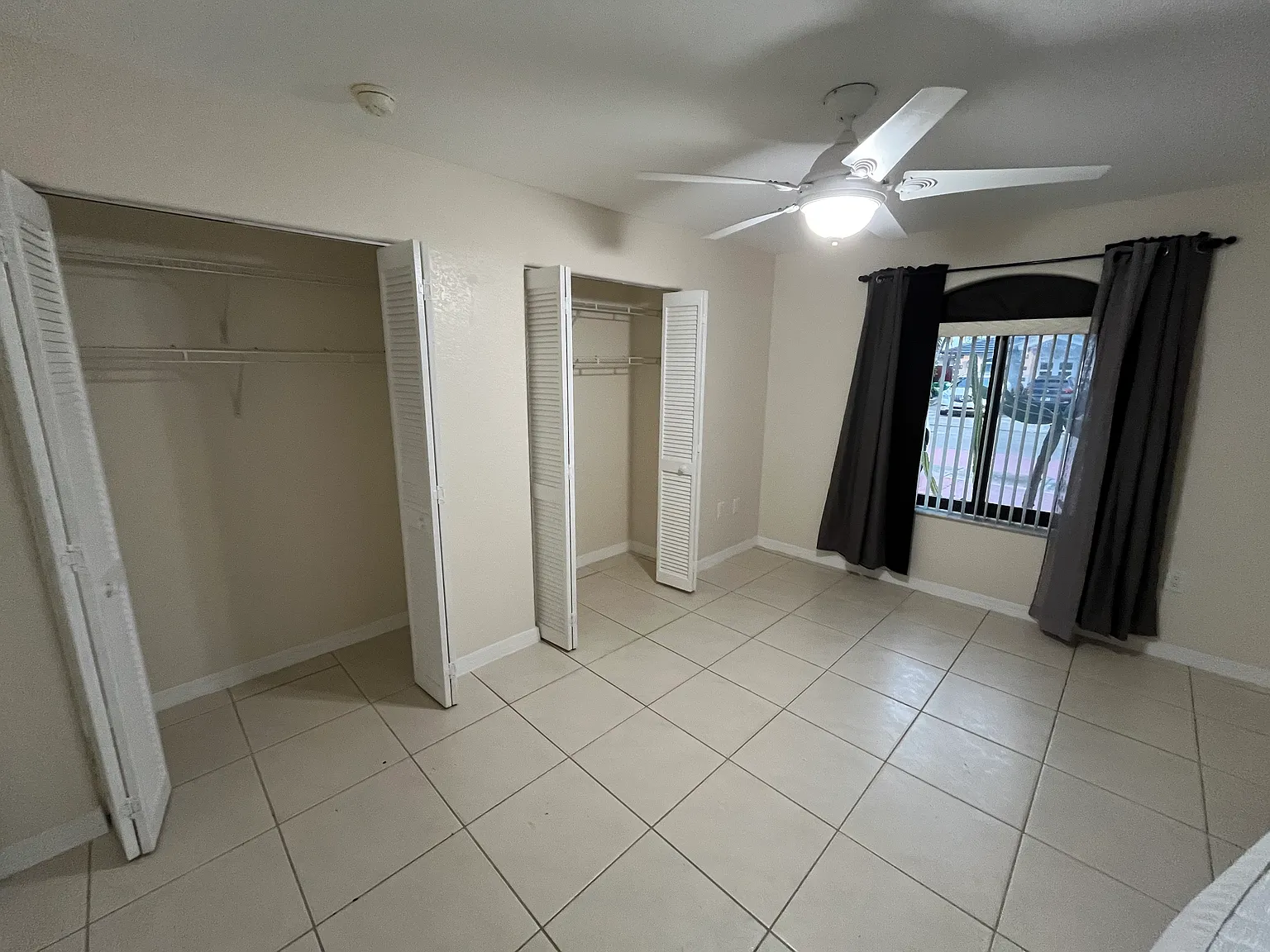 3 bed, $3,175 — Photo 2