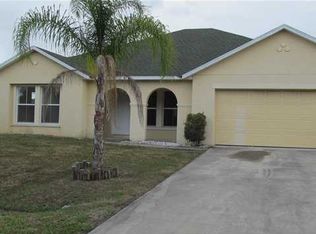 1114 SE Port St, Pt Saint Lucie, FL 34953