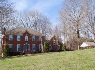 501 Tyler Ct, Cottontown, TN 37048