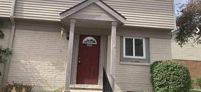 1st image of 2252 Orchard Crest St
