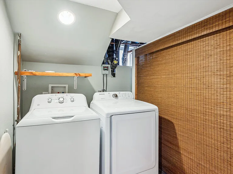 2278 S Emerson St — Photo 16