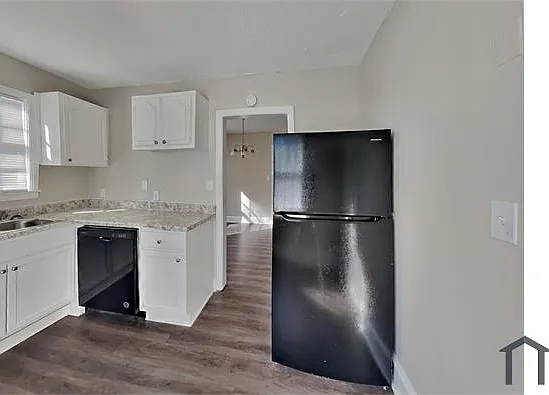 1284 Westmont Rd SW — Photo 6