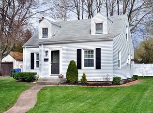63 Campfield Rd, Manchester, CT 06040