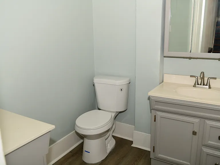 810 Chartres St #3 — Photo 15