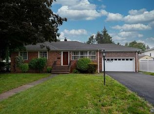 779 Summit Ave, Hackensack, NJ 07601