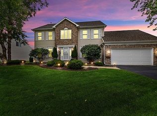 383 Pheasant Chase Dr, Bolingbrook, IL 60490
