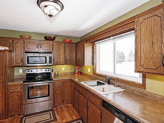 4th image of 7462 Patti Dr