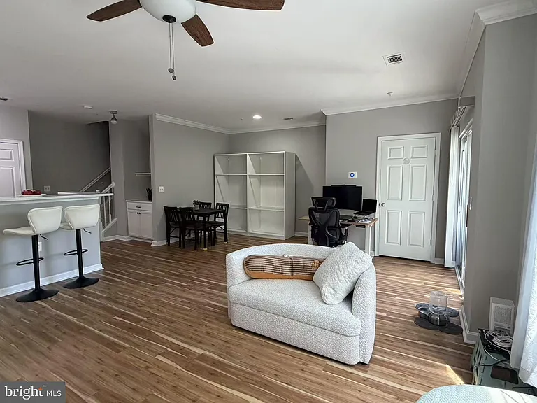 11353 Aristotle Dr #8-305 — Photo 4