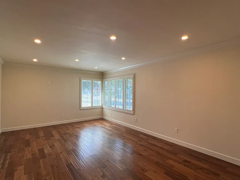 55 W Arthur Ave — Photo 9