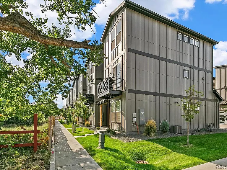 6009 Benton St — Photo 21